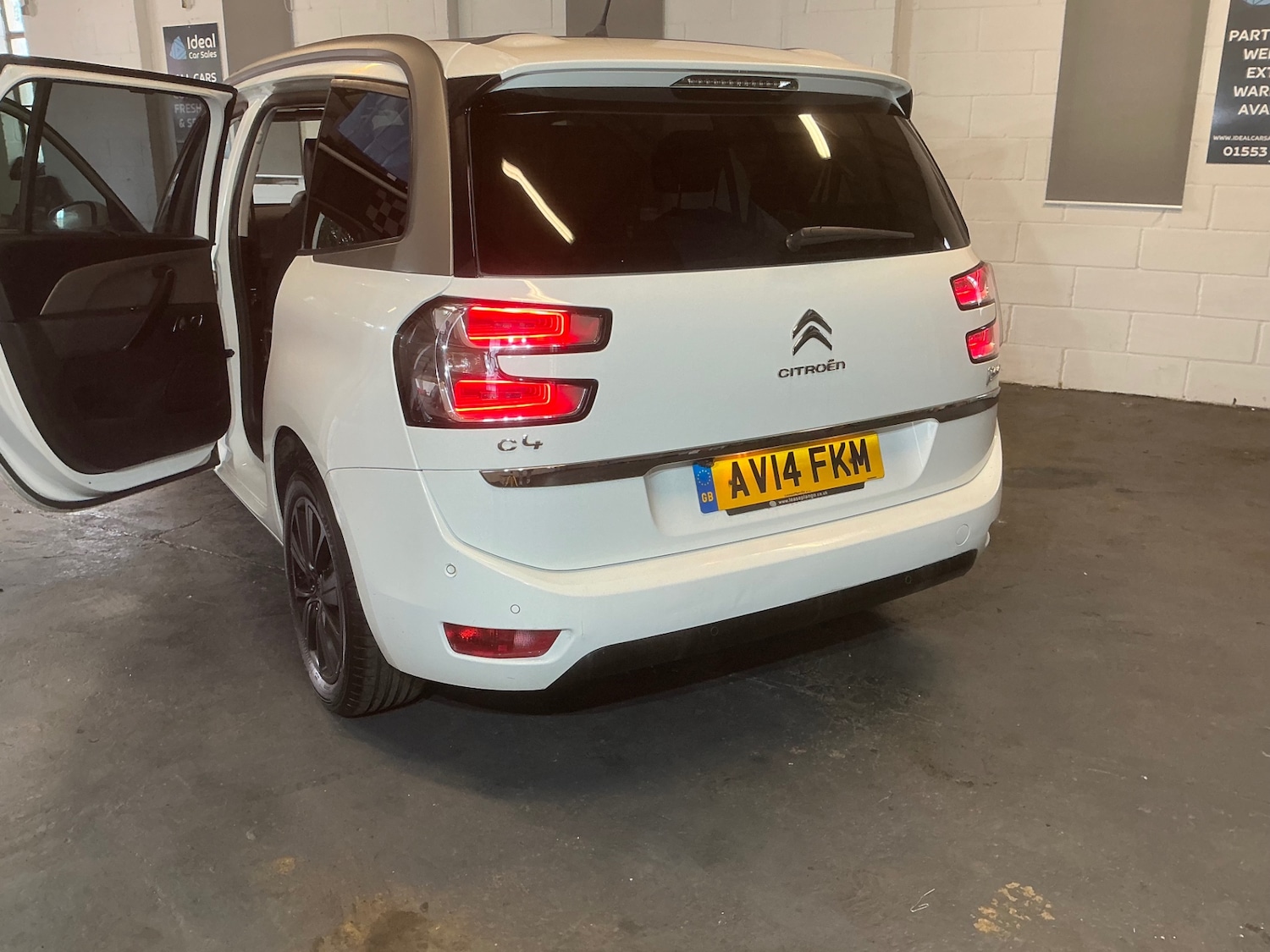 Vehicle 27