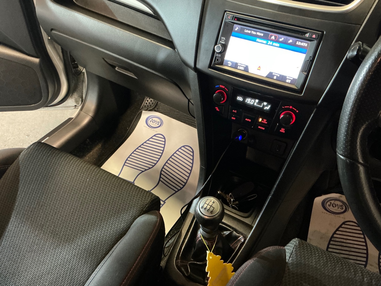 Used Suzuki Swift 2015 for sale - 77236999: Photo 21