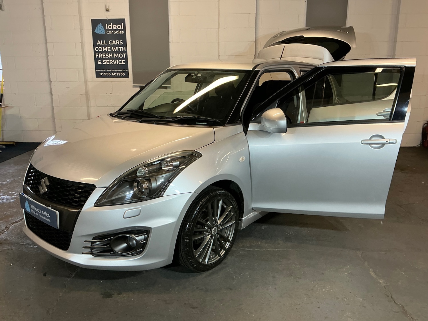 Used Suzuki Swift 2015 for sale - 77236999: Photo 8