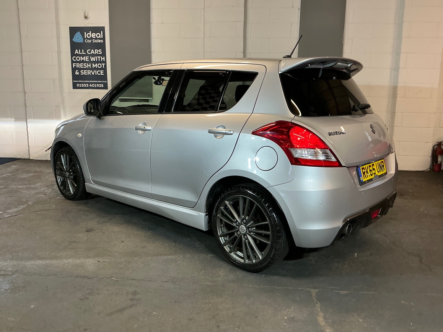 Used Suzuki Swift 2015 for sale - 77236999: Photo 9