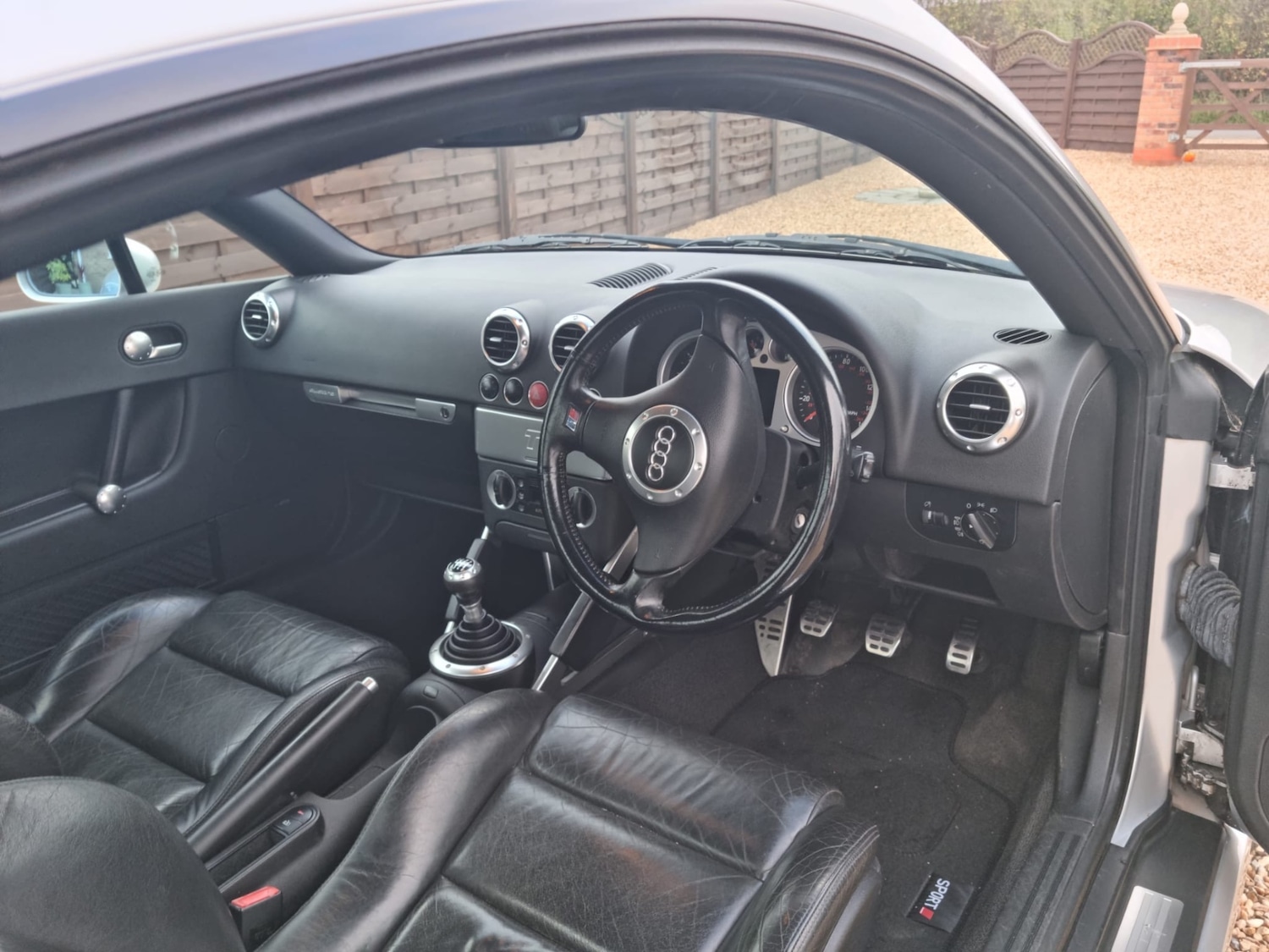 Used Audi TT 1999 for sale - 76670944: Photo 12