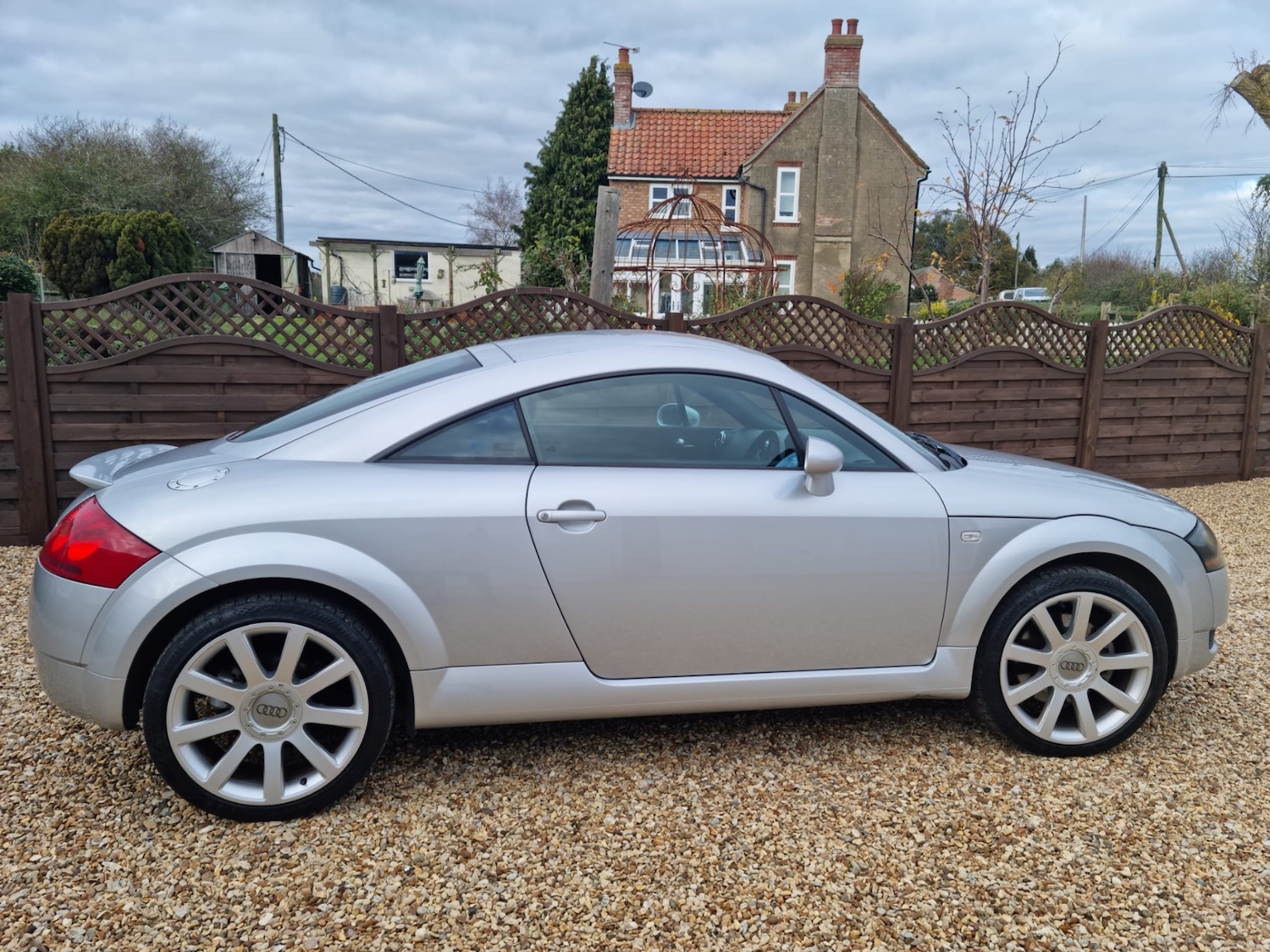 Used Audi TT 1999 for sale - 76670944: Photo 8