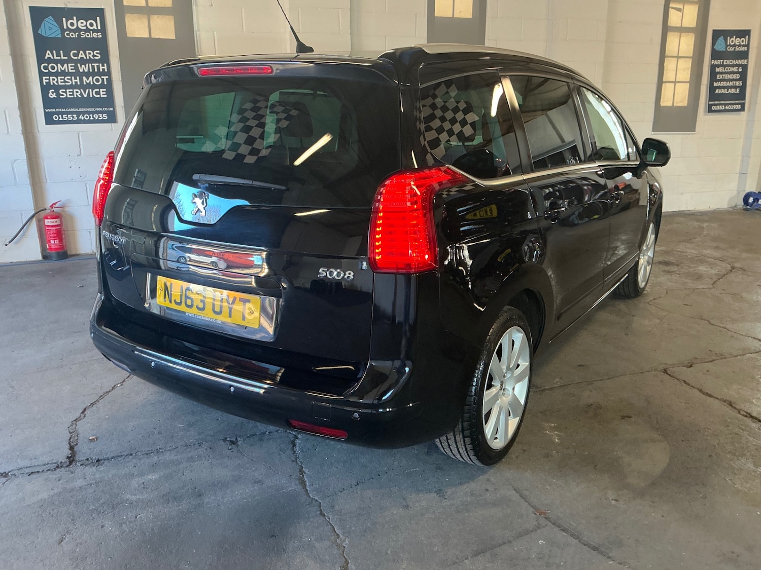 Used Peugeot 5008 2013 for sale - 76757935: Photo 15