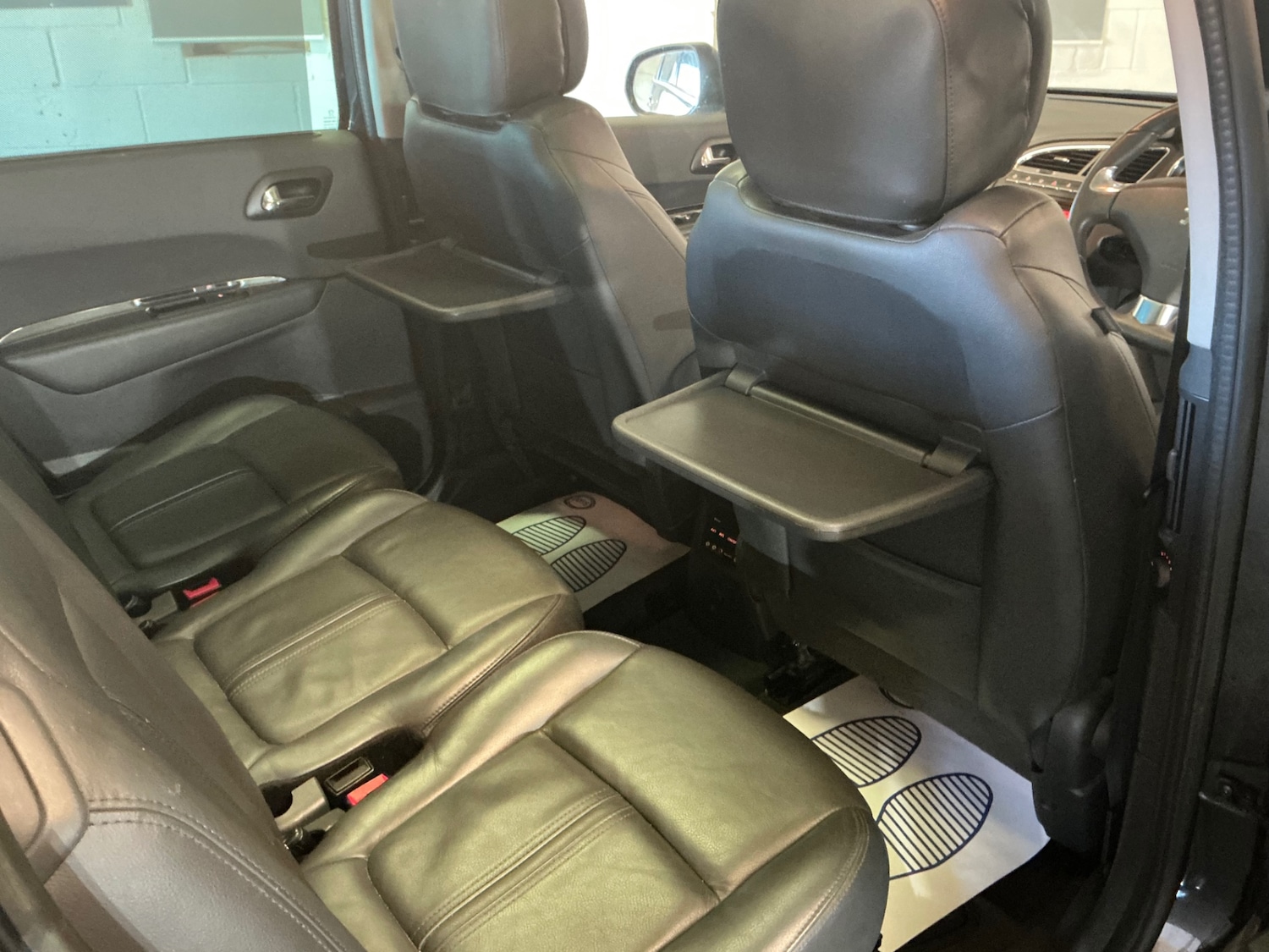 Used Peugeot 5008 2013 for sale - 76757935: Photo 27