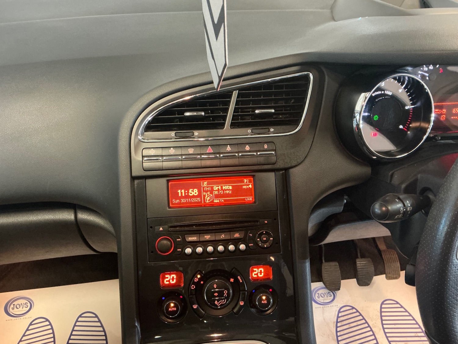 Used Peugeot 5008 2013 for sale - 76757935: Photo 28