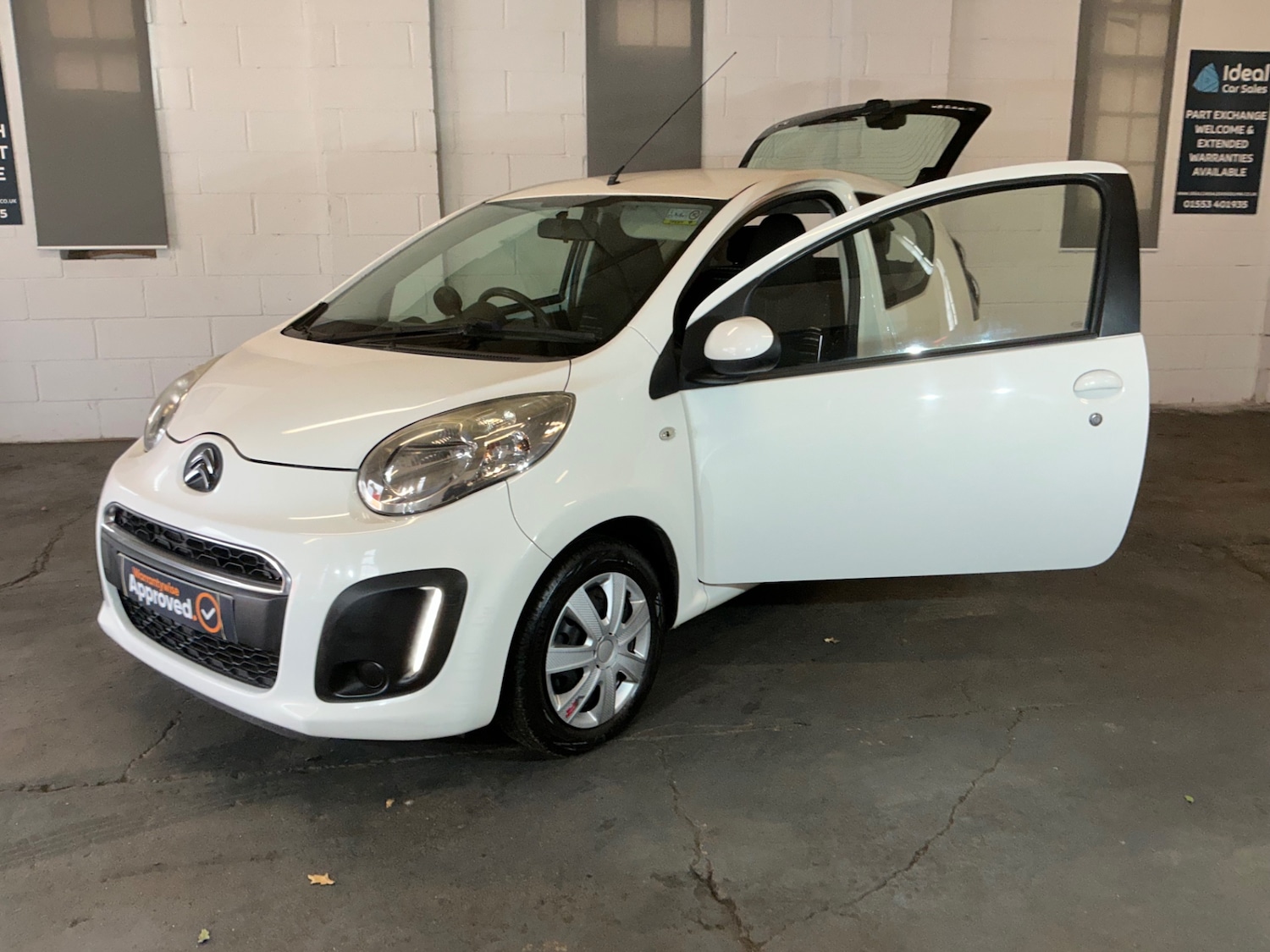 Used Citroen C1 2013 for sale - 76174363: Photo 8