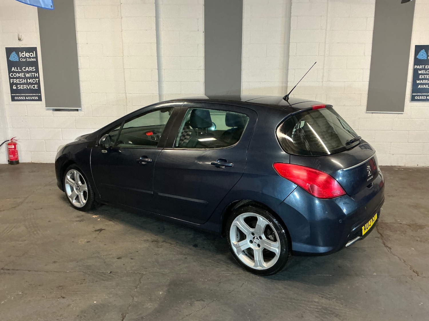 Used Peugeot 308 2013 for sale - 77014927: Photo 12
