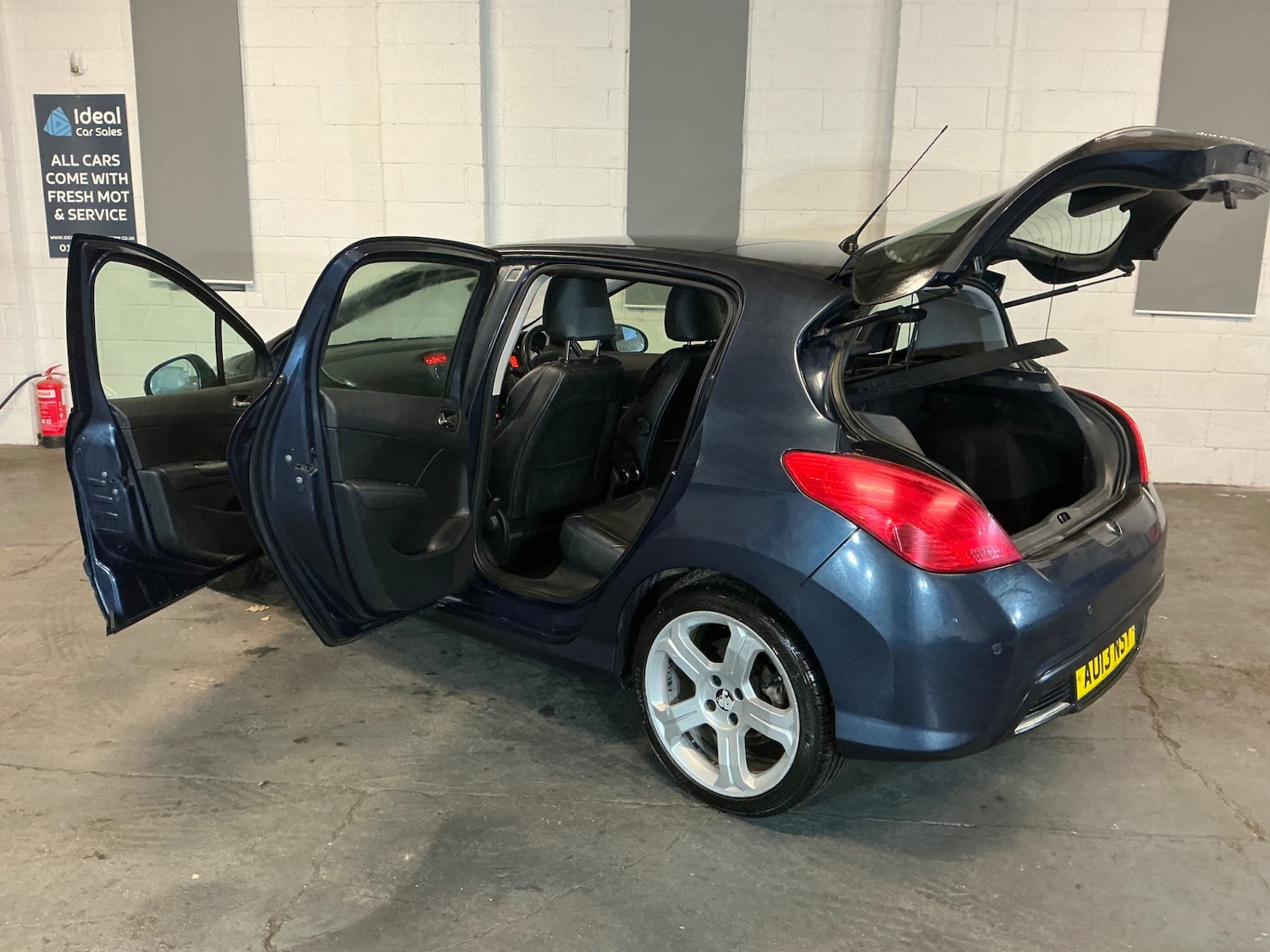 Used Peugeot 308 2013 for sale - 77014927: Photo 16