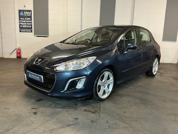 Used Peugeot 308 2013 for sale - 77014927: Photo