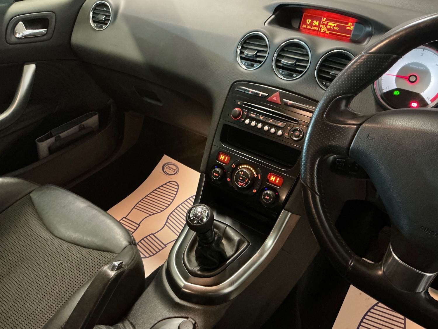 Used Peugeot 308 2013 for sale - 77014927: Photo 25