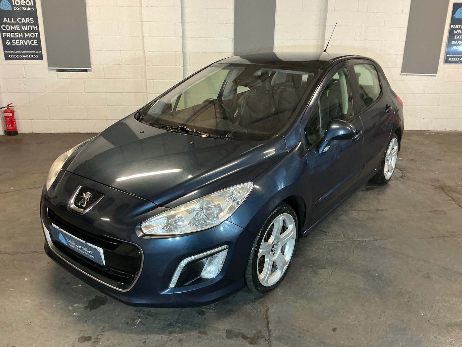 Used Peugeot 308 2013 for sale - 77014927: Photo 7