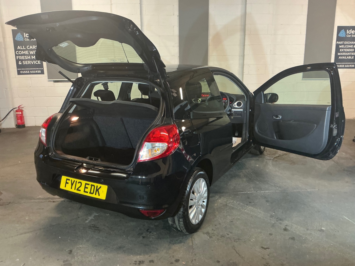 Used Renault Clio 2012 for sale - 76606134: Photo 12