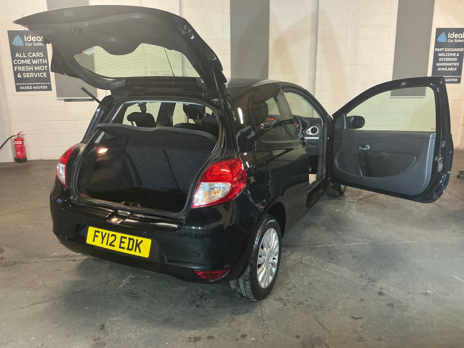 Used Renault Clio 2012 for sale - 76606134: Photo 13