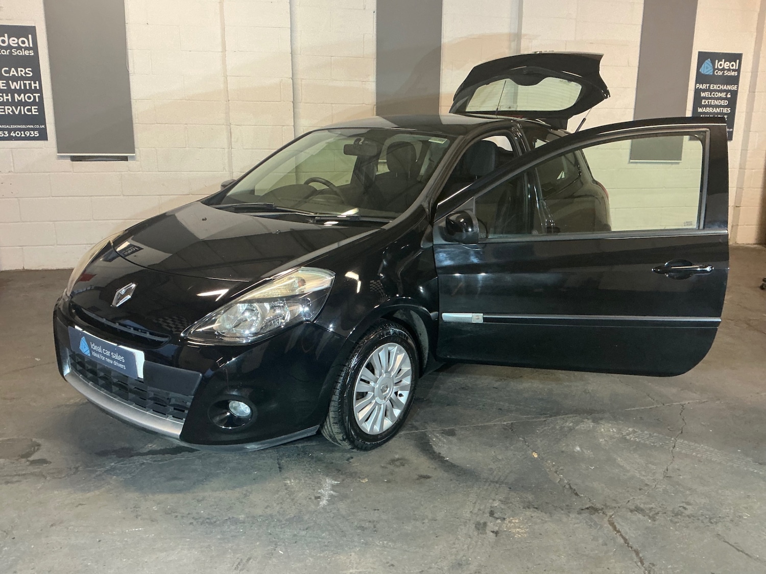 Used Renault Clio 2012 for sale - 76606134: Photo 7