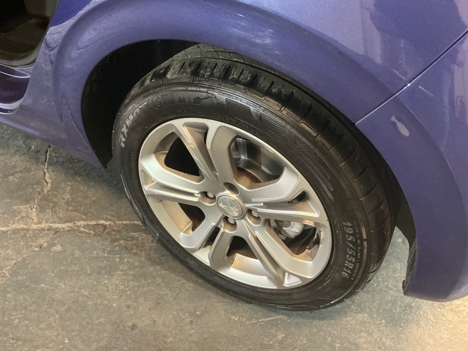 Used Peugeot 208 2014 for sale - 76941903: Photo 22