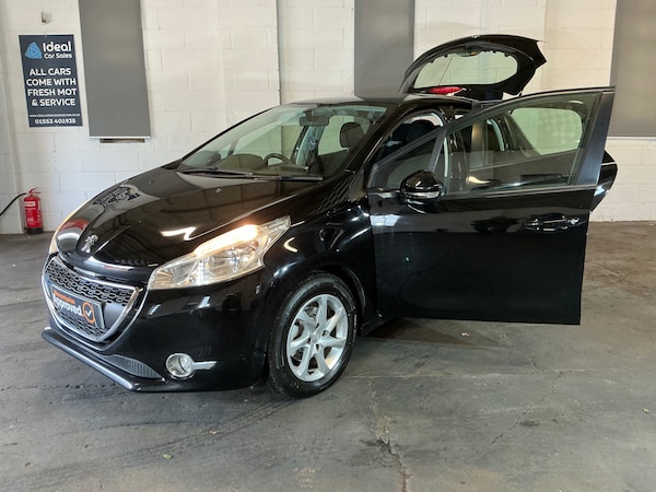 Used Peugeot 208 2014 for sale - 76174367: Photo 7