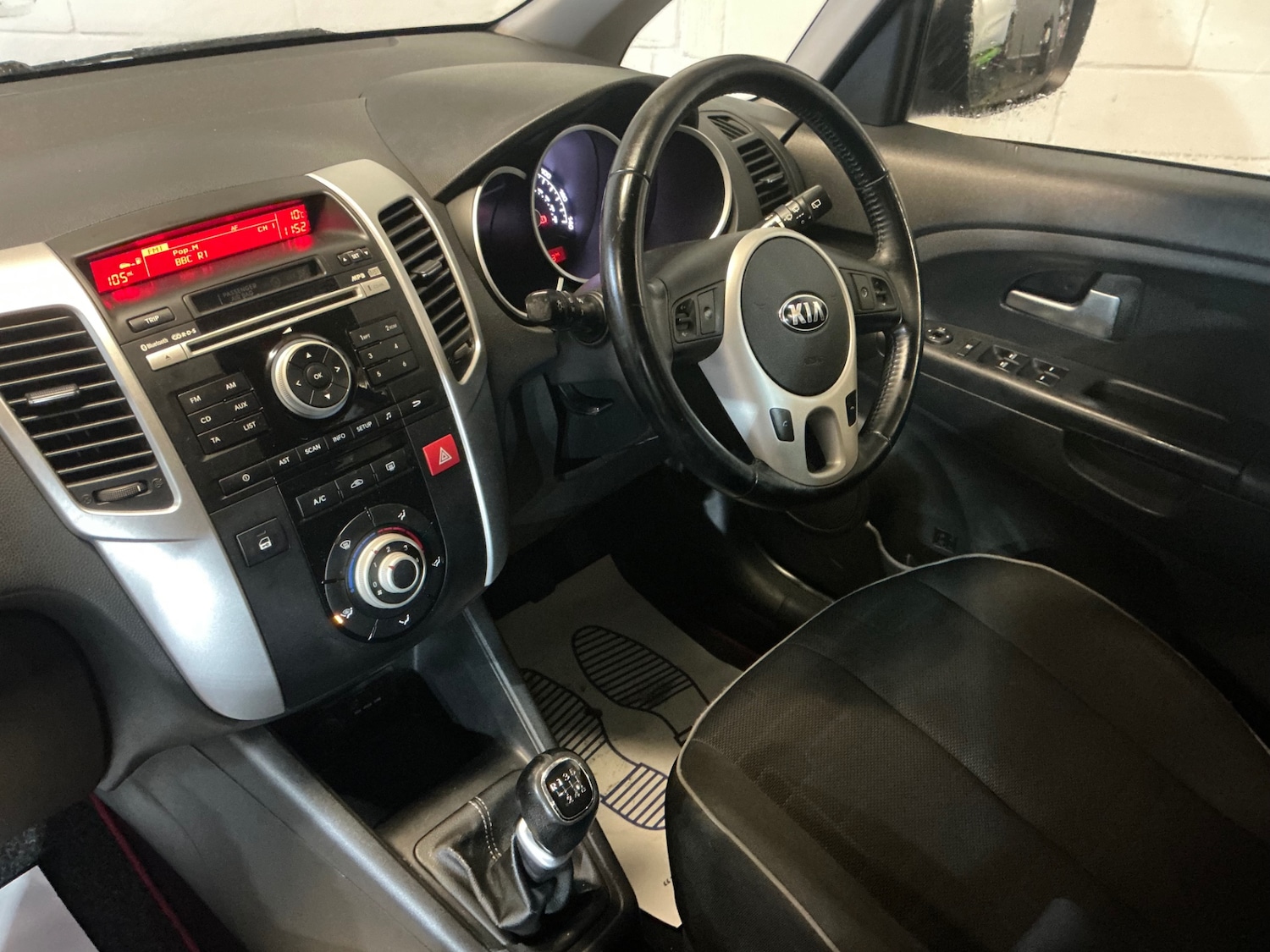 Used Kia Venga 2014 for sale - 76854646: Photo 17