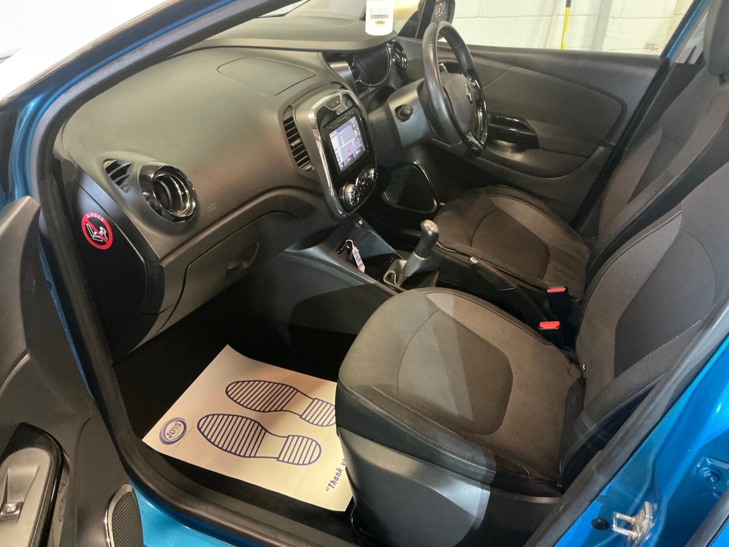 Used Renault Captur 2015 for sale - 76854641: Photo 20