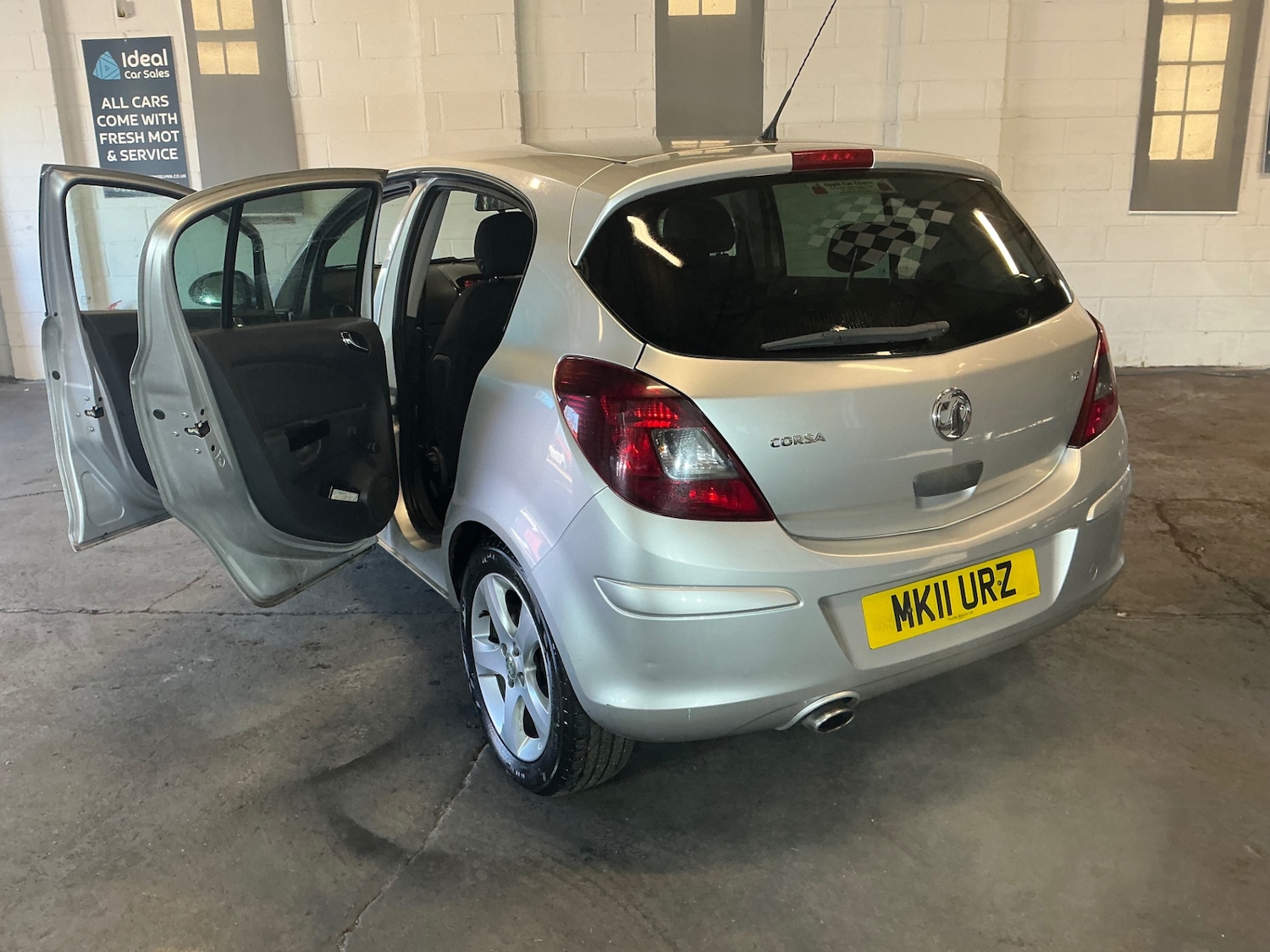 Used Vauxhall Corsa 2011 for sale - 76757933: Photo 15