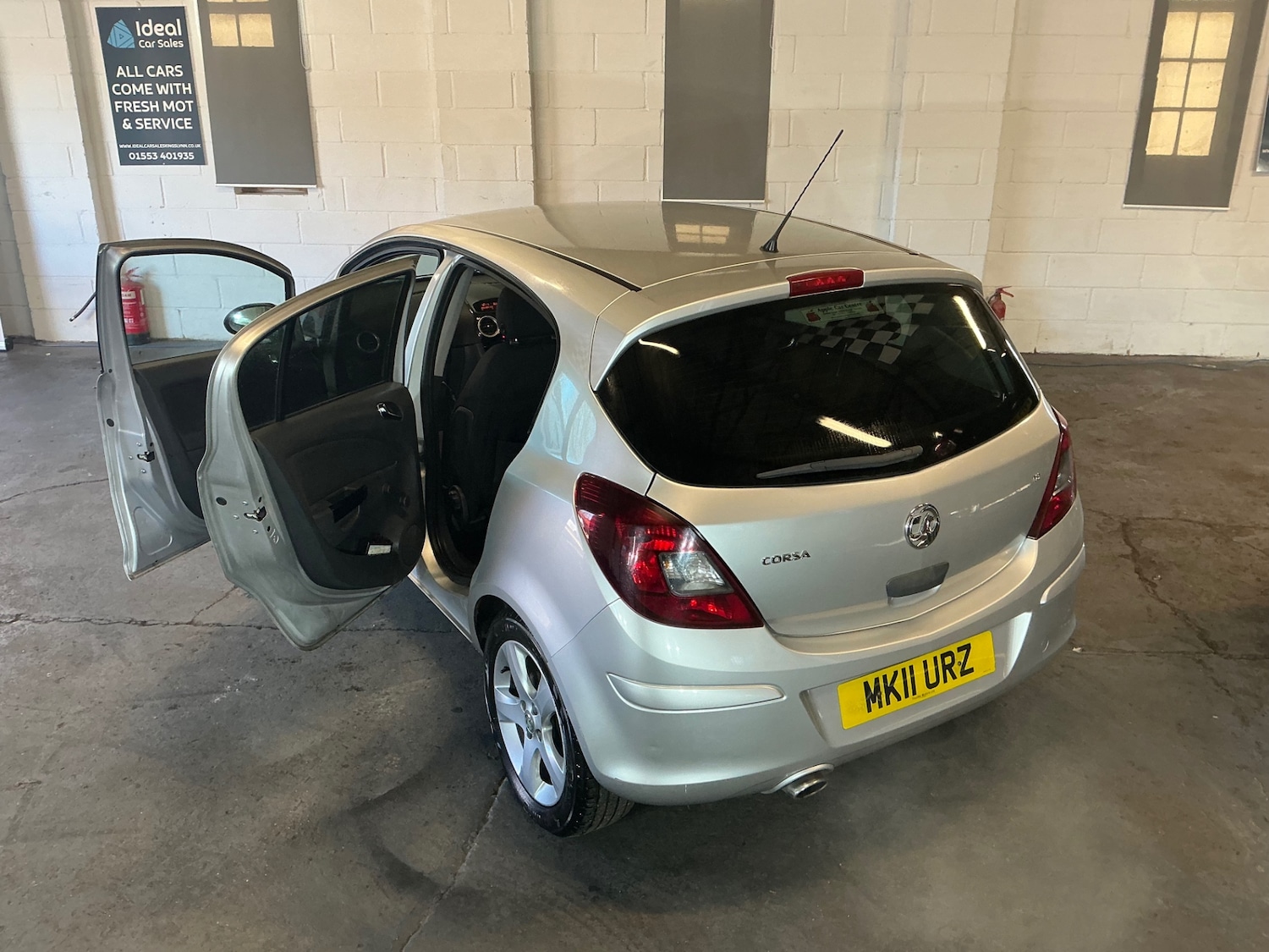 Used Vauxhall Corsa 2011 for sale - 76757933: Photo 16