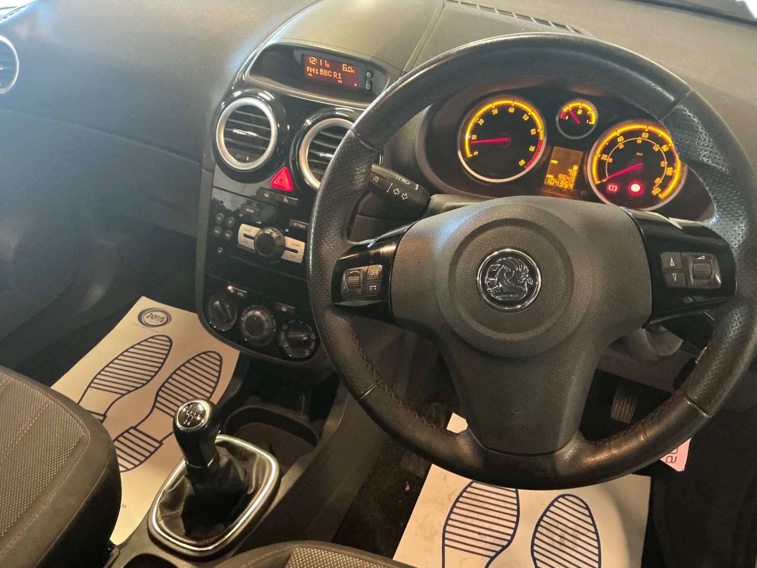 Used Vauxhall Corsa 2011 for sale - 76757933: Photo 21