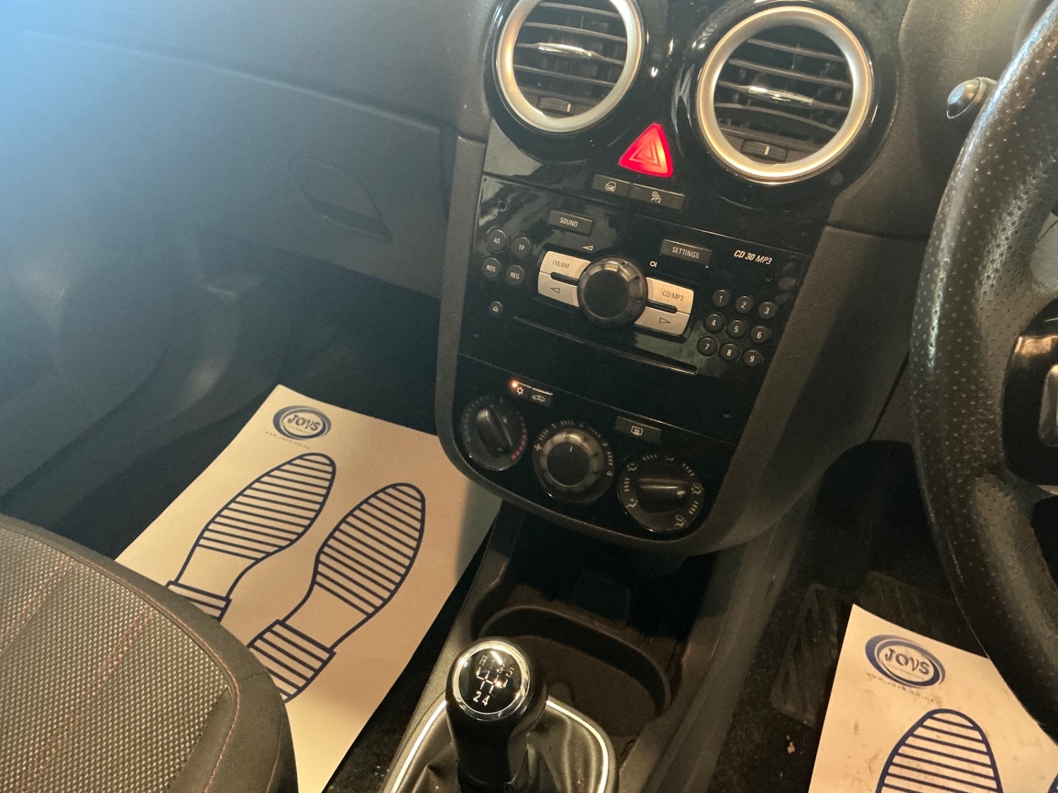 Used Vauxhall Corsa 2011 for sale - 76757933: Photo 22