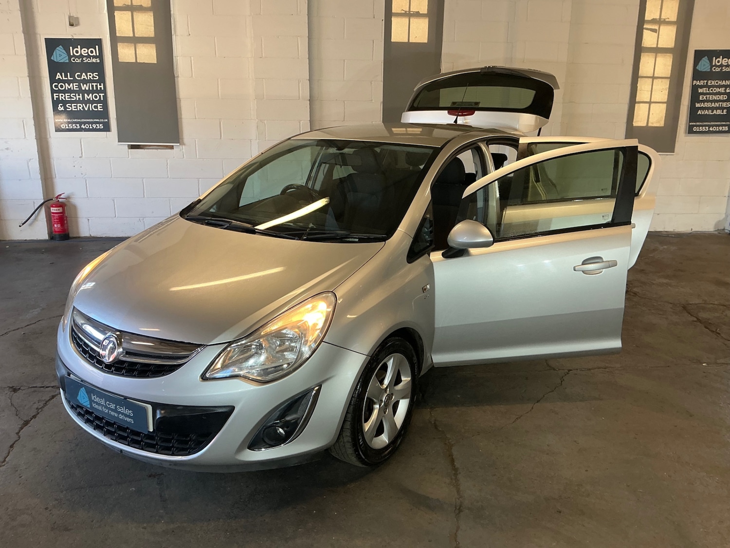 Used Vauxhall Corsa 2011 for sale - 76757933: Photo 7