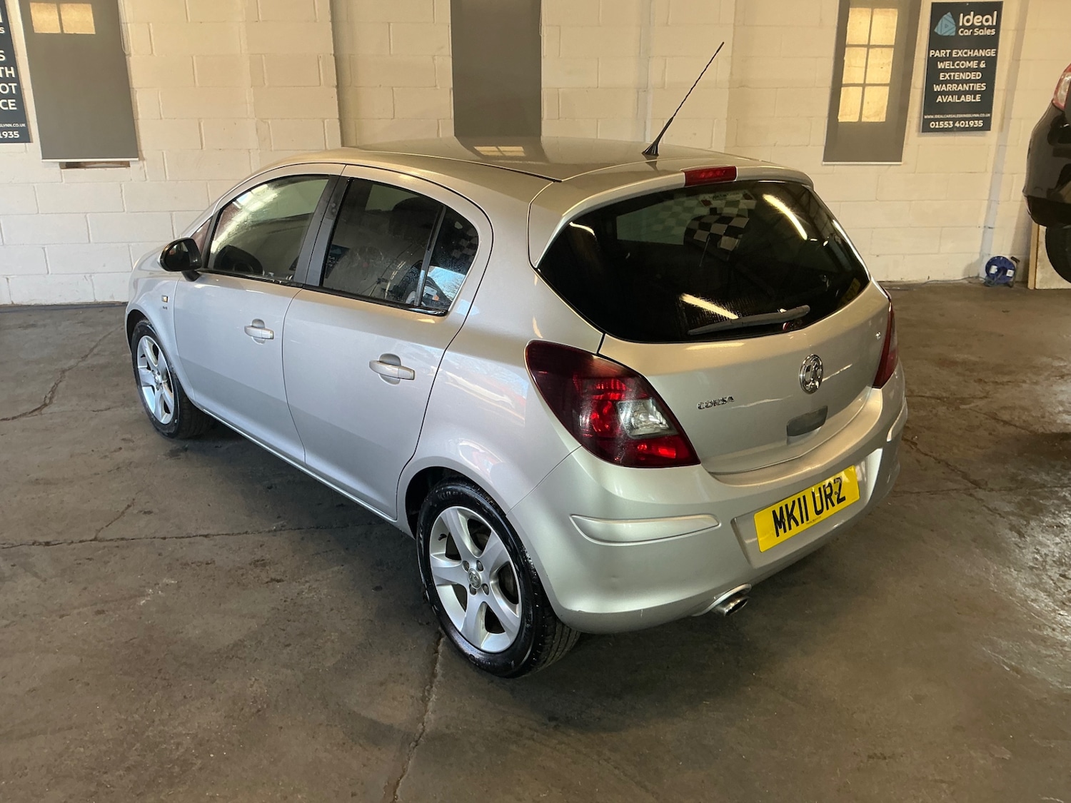 Used Vauxhall Corsa 2011 for sale - 76757933: Photo 9