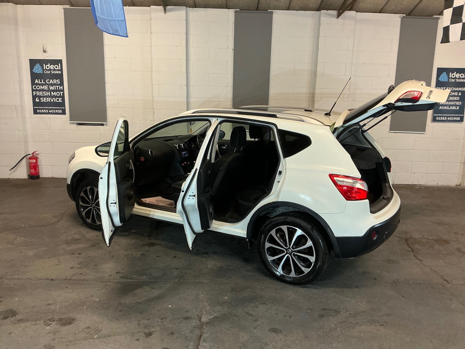 Used Nissan Qashqai 2011 for sale - 77014923: Photo 12