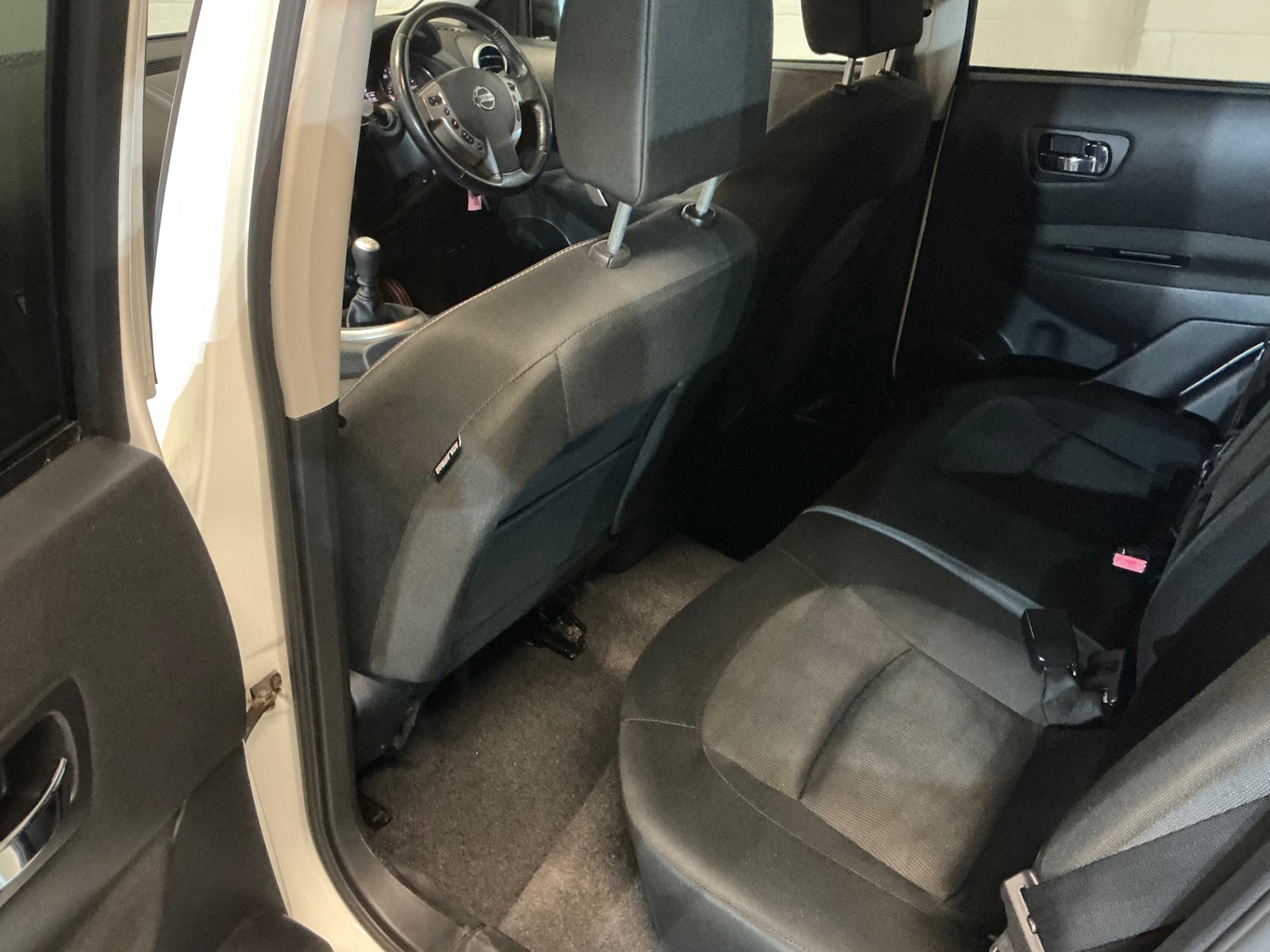 Used Nissan Qashqai 2011 for sale - 77014923: Photo 15