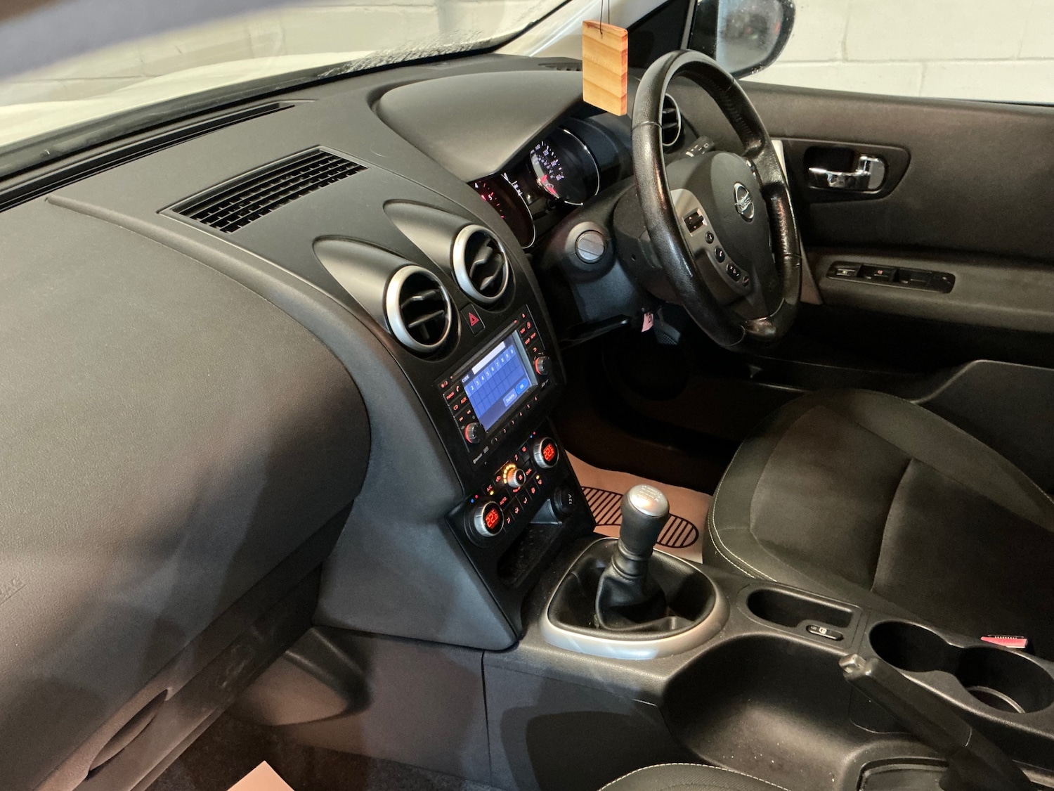 Used Nissan Qashqai 2011 for sale - 77014923: Photo 17