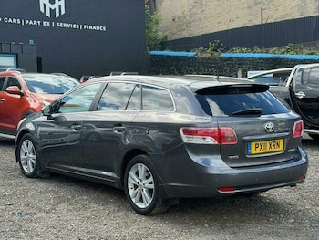 Used Toyota Avensis 2011 for sale - 78784983: Photo