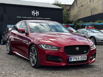 Used Jaguar XE 2015 for sale - 79212573: Photo