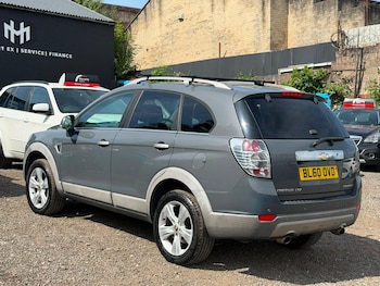 Used Chevrolet Captiva 2011 for sale - 79533141: Photo