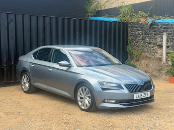 Used Skoda Superb 2016 for sale - 79441156: Photo