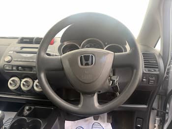 Used Honda Jazz 2006 for sale - 79859877: Photo
