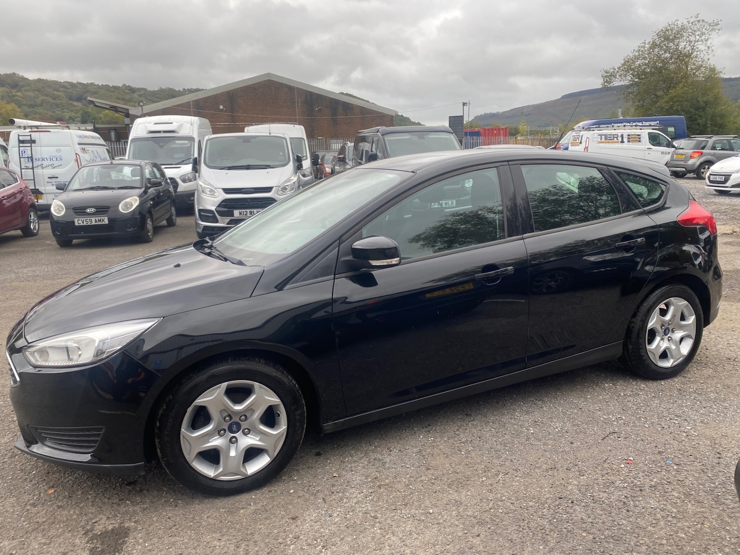 Used Ford Focus 2016 for sale - 76139837: Photo 4