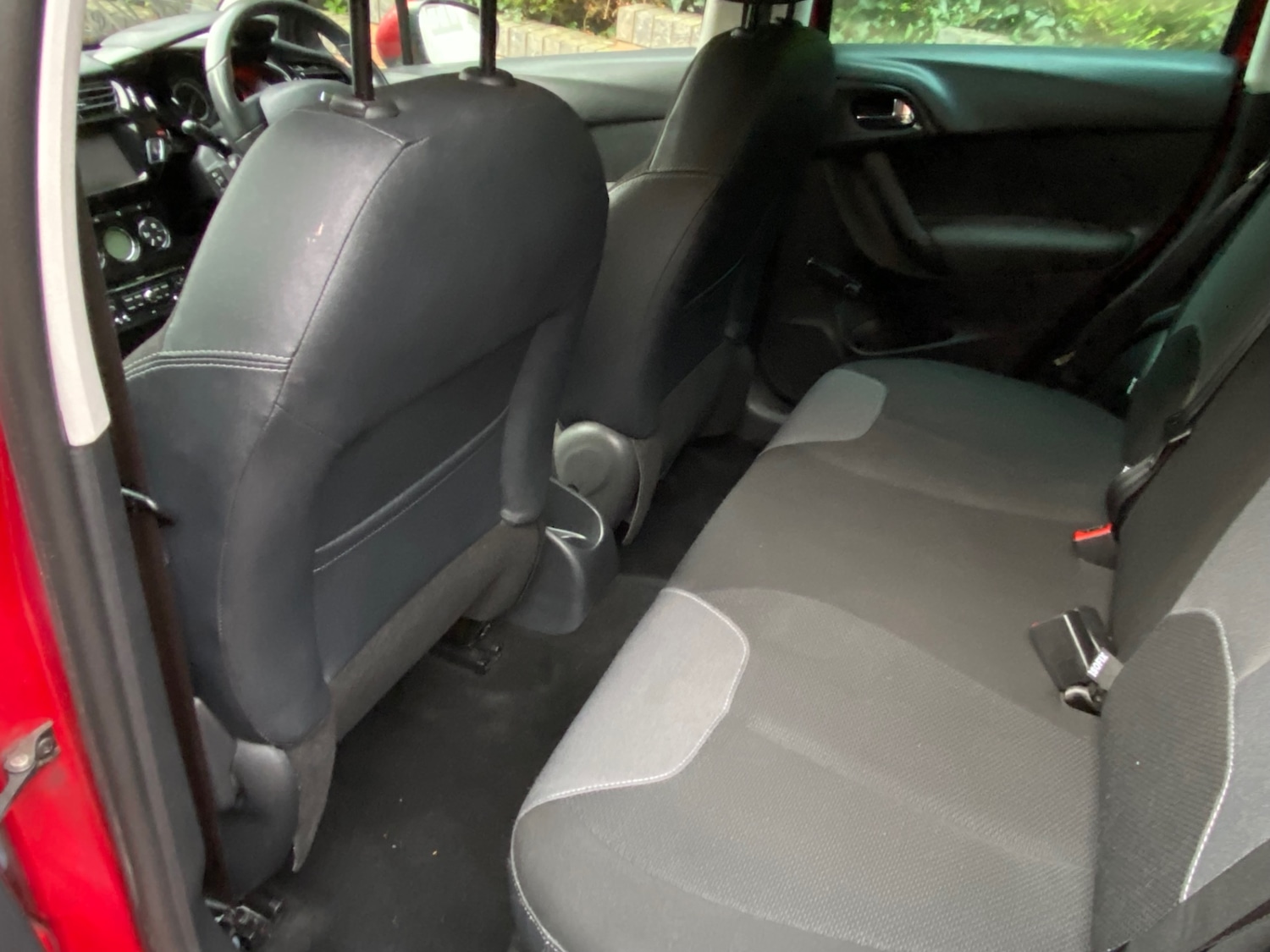 Used Citroen C3 2011 for sale - 76139952: Photo 11