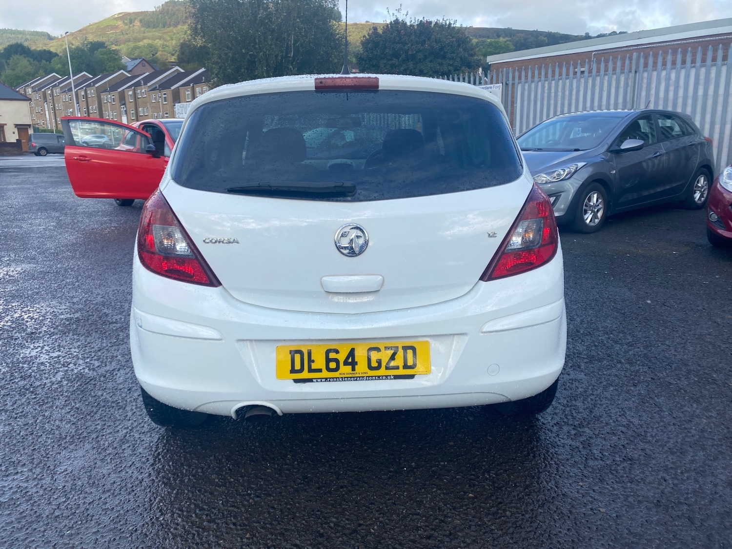 Used Vauxhall Corsa 2015 for sale - 76661264: Photo 4