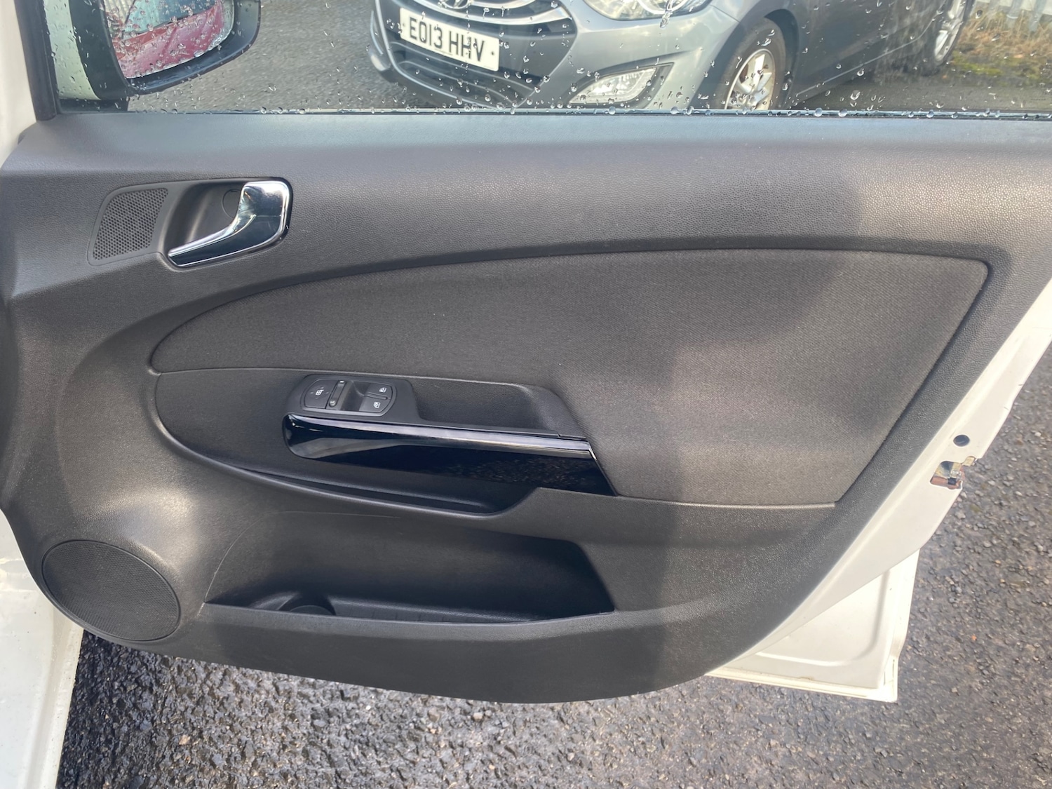 Used Vauxhall Corsa 2015 for sale - 76661264: Photo 9