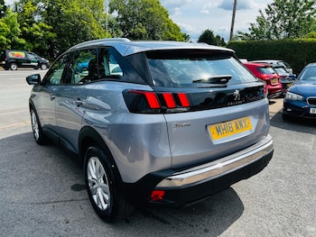 Used Peugeot 3008 2018 for sale - 75400825: Photo