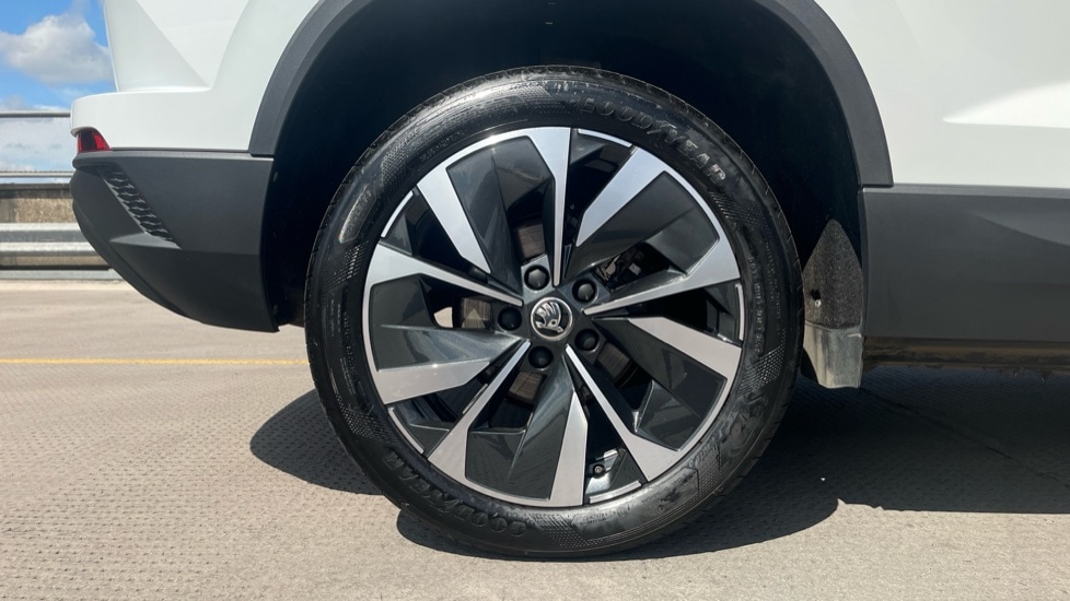 Used Skoda Karoq 2024 for sale - 76691386: Photo 5