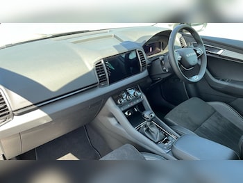 Used Skoda Karoq 2025 for sale - 75472112: Photo
