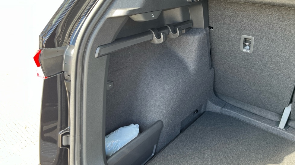 Used Skoda Karoq 2025 for sale - 76668186: Photo 35