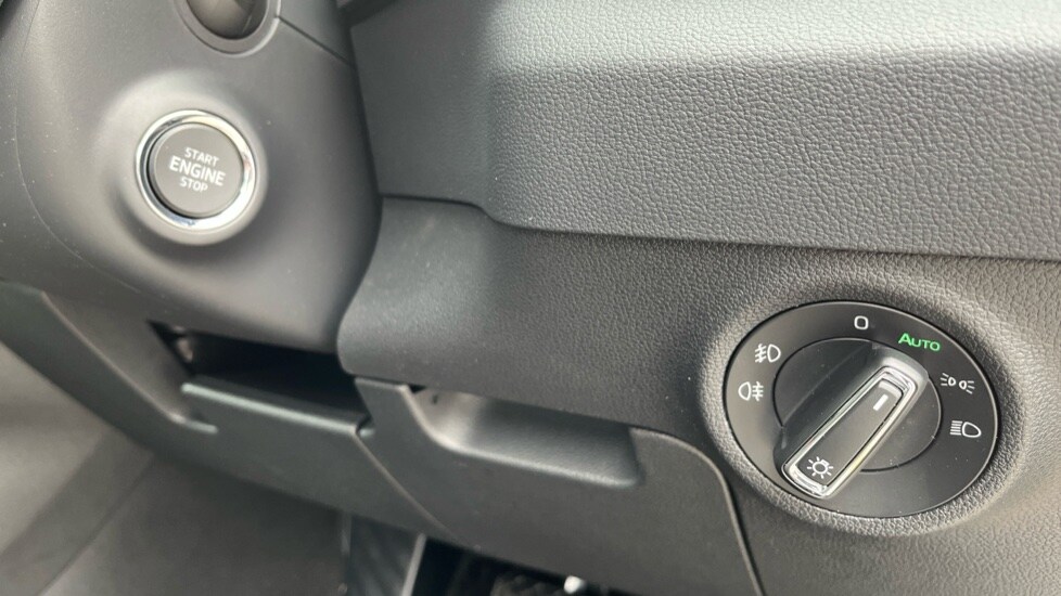 Used Skoda Karoq 2025 for sale - 76140092: Photo 25