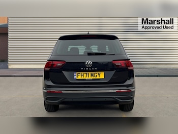 Used Volkswagen Tiguan 2021 for sale - 76196108: Photo