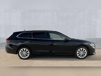 Used Skoda Superb 2024 for sale - 75625426: Photo