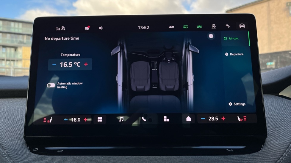 Used Skoda Enyaq 2024 for sale - 76927902: Photo 32