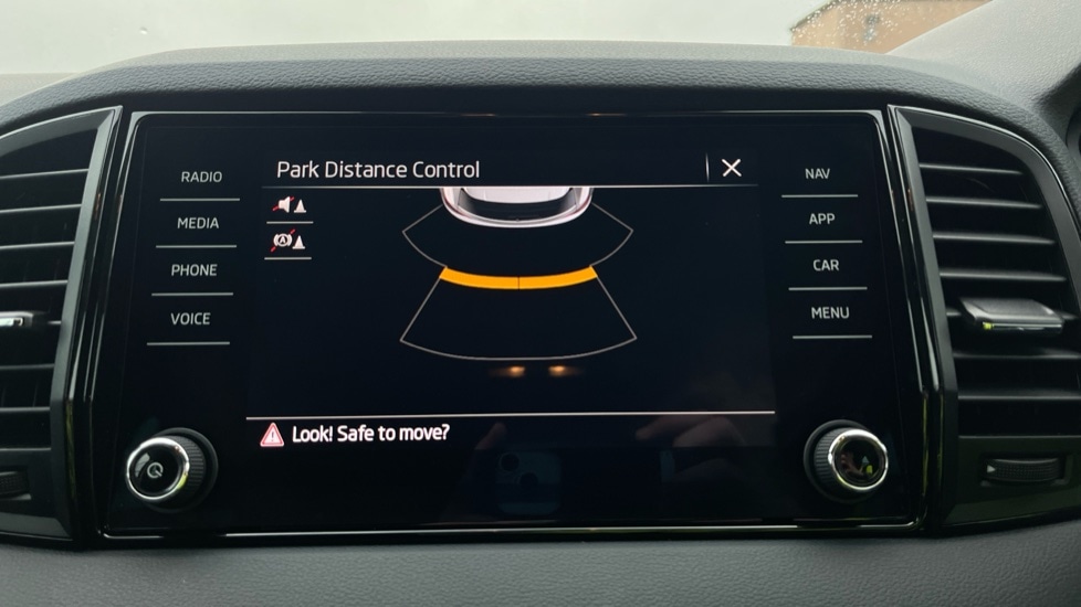 Used Skoda Karoq 2024 for sale - 76788130: Photo 28