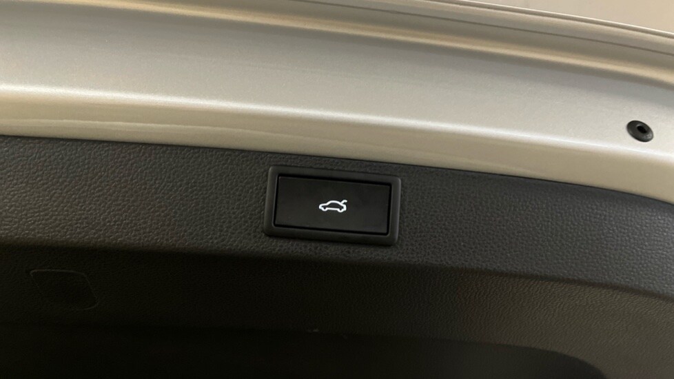 Used Skoda Karoq 2025 for sale - 76479875: Photo 22